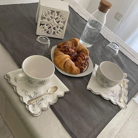 Bed and Breakfast Ajo' Da Paolo Budoni Exterior foto